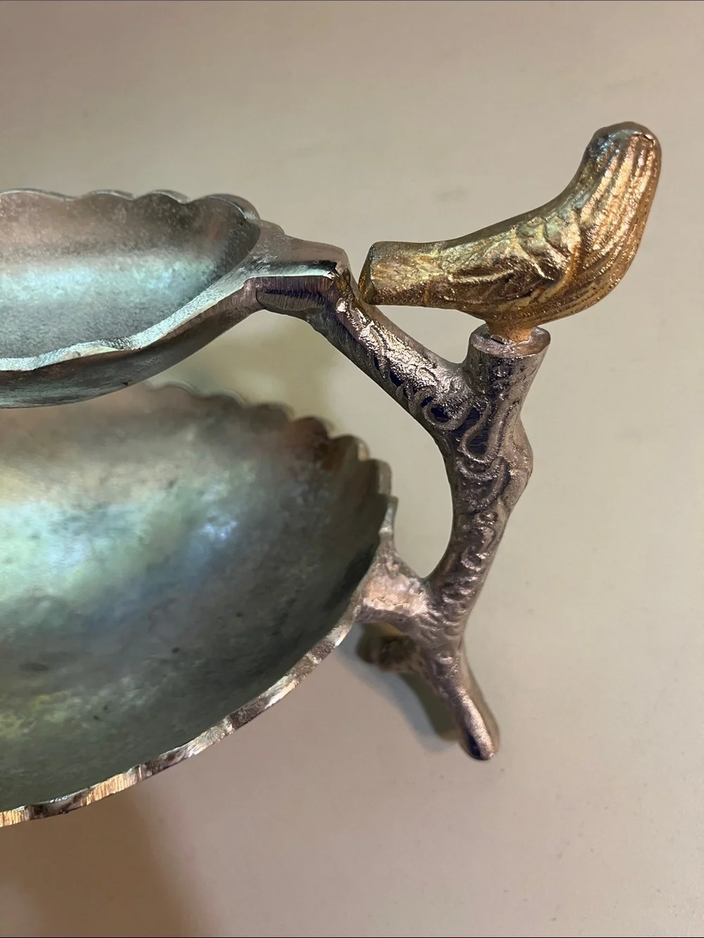 Silver-Tone Decorative Leaf Soap Dish and Spoon Set - Metallic Finish